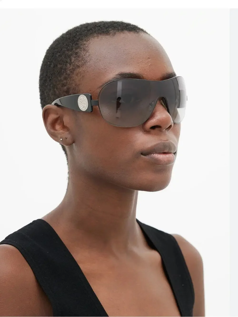 Vintage Y2K Versace 2061-B Tortoiseshell Shield Sunglasses Brown Gradient Lenses
